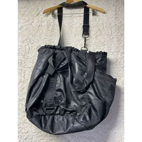 Lemon | Bags | Lululemon Bliss Athletica Large Workout Yoga Dance Bag Guc  Black | Poshmark